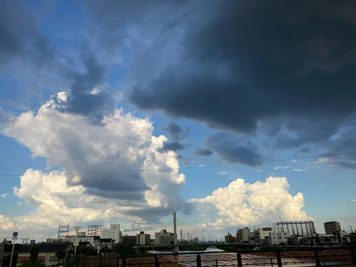 ゲリラ豪雨。