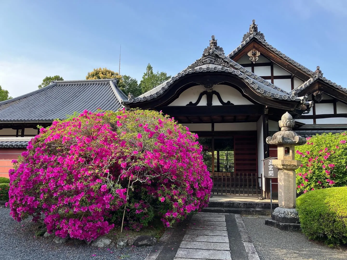 私用により當麻寺奥院様へ伺いました。