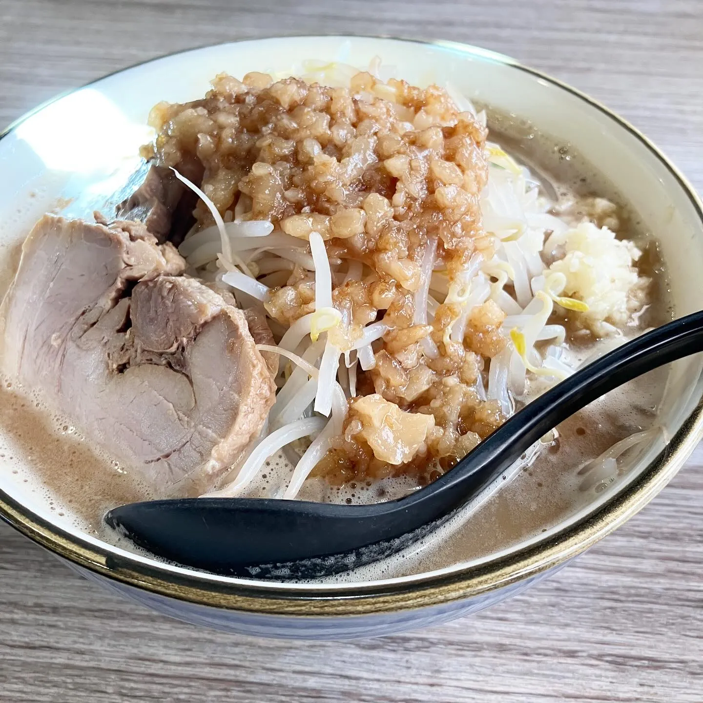 とても良いお天気の日曜日となりました大阪です。