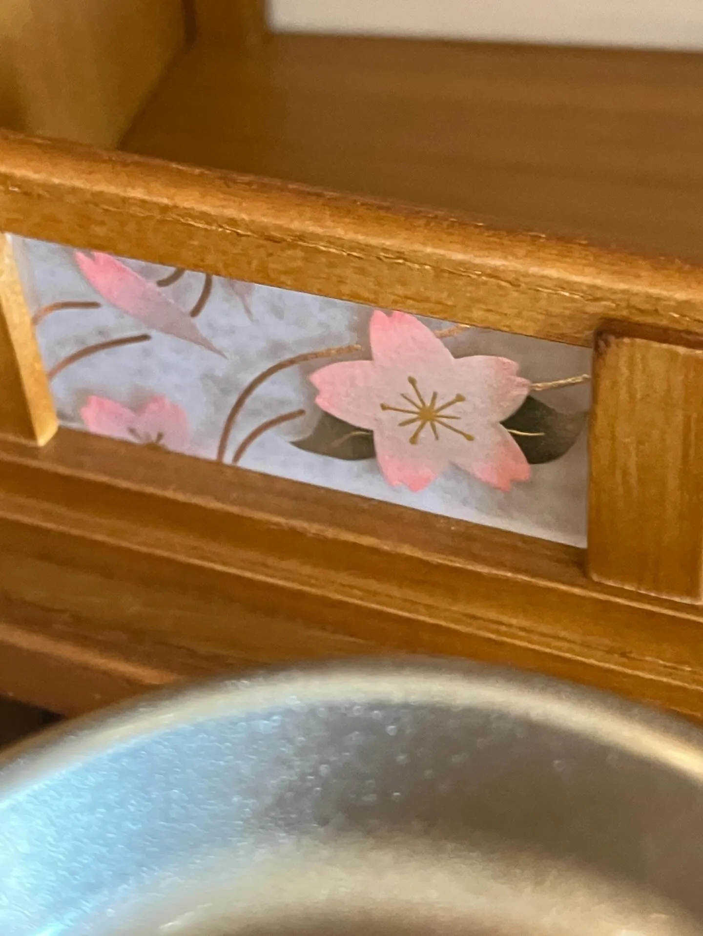 一日中肌寒い日になりました大阪です。